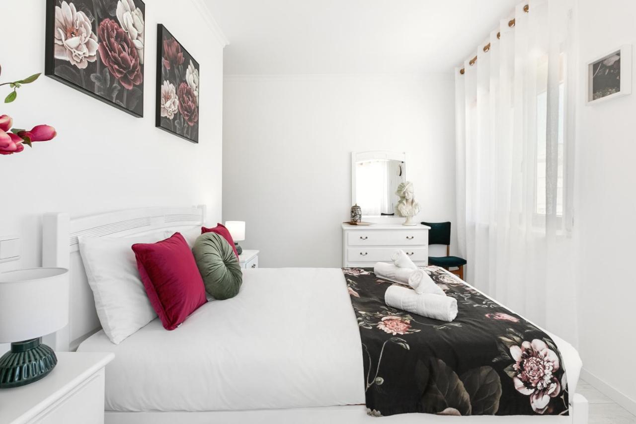 Ferienwohnung Nazare Modern Flat Exterior foto