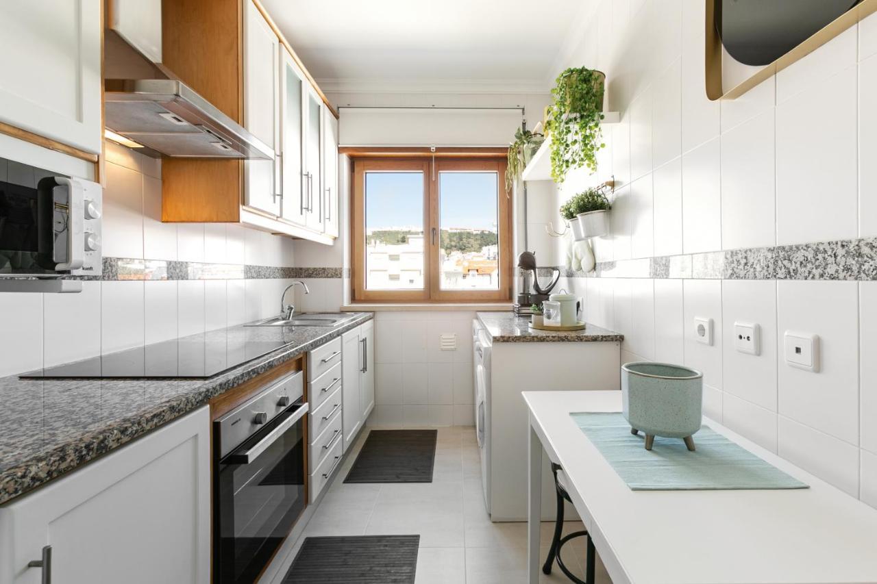 Ferienwohnung Nazare Modern Flat Exterior foto