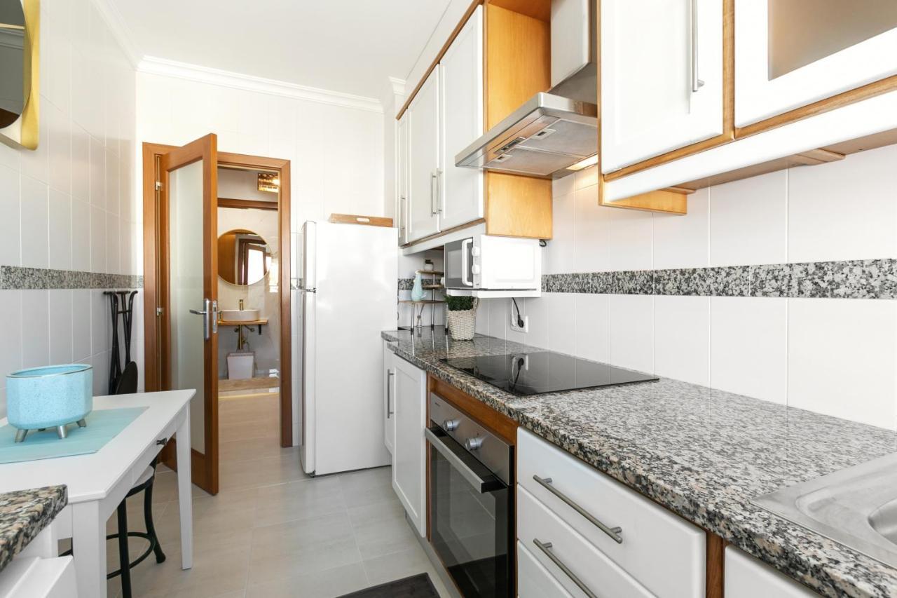 Ferienwohnung Nazare Modern Flat Exterior foto